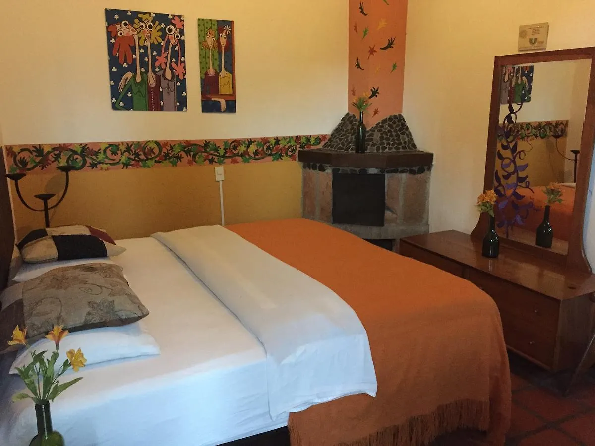 Casa Mosaico Hotel Boutique Santa Elena